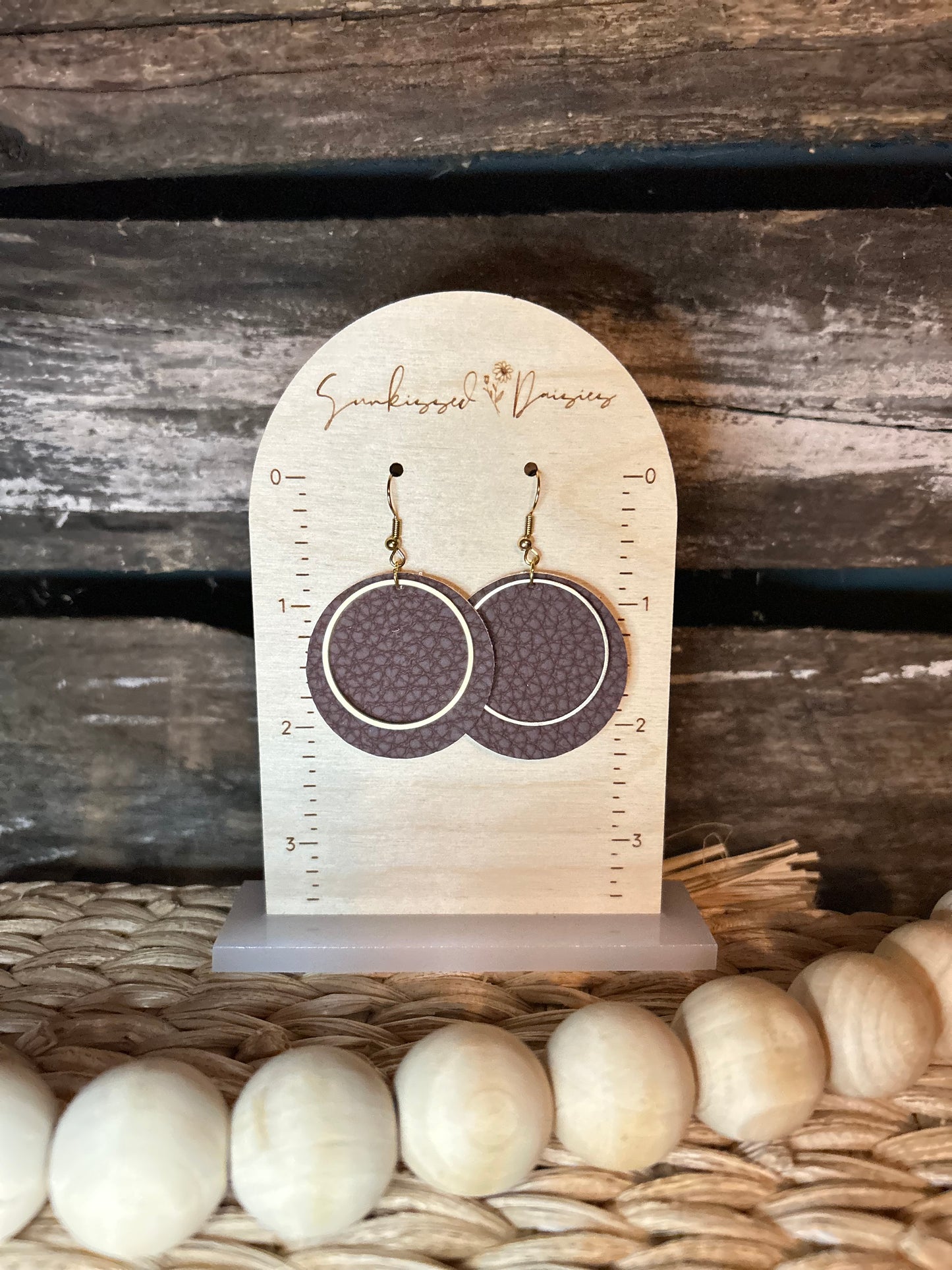 Brown circle dreams