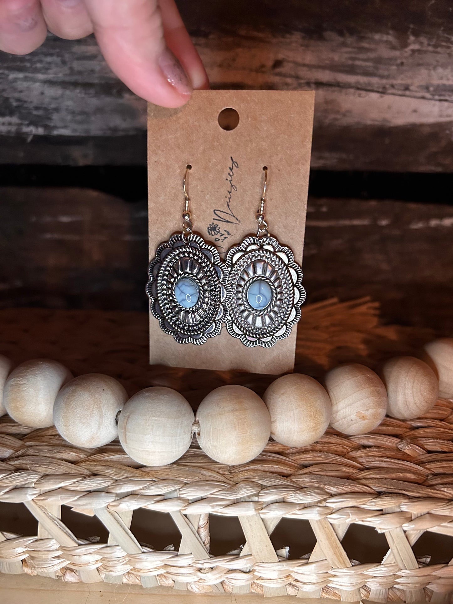 Turquoise metal dangle earring